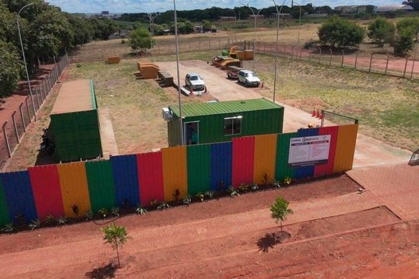 A orienta&ccedil;&atilde;o &eacute; que os moradores separem os res&iacute;duos recicl&aacute;veis do lixo comum e fa&ccedil;am o descarte nos locais e dias corretos da coleta, 