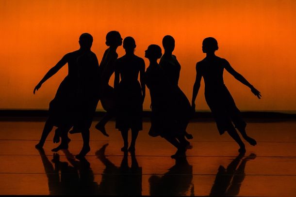O festival reunir&aacute; 51 coreografias nas categorias Infantil e Juvenil/Adulto, com apresenta&ccedil;&otilde;es de grupos de dan&ccedil;a de Paranava&iacute;.