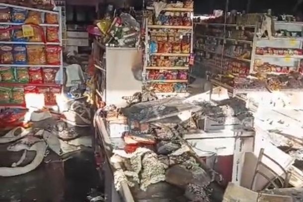 Quando os militares chegaram, as chamas j&aacute; haviam se espalhado por parte do estabelecimento, causando danos significativos.