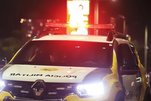 Al&eacute;m disso, a motocicleta apresentava pend&ecirc;ncias no licenciamento.