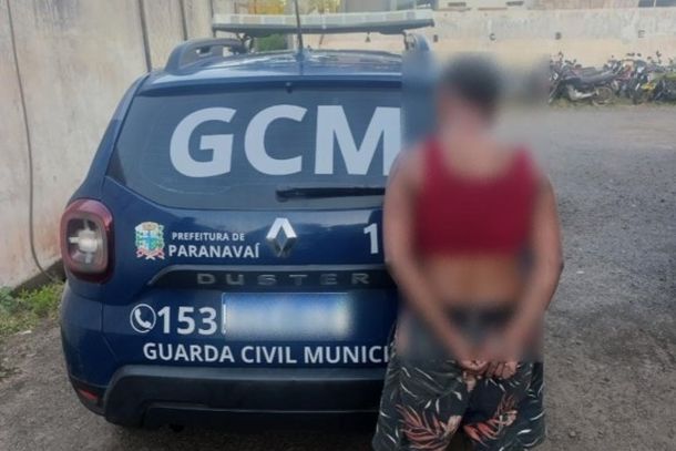Suspeita agrediu outra mulher e investiu contra agentes da Guarda Civil Municipal ap&oacute;s den&uacute;ncia de perturba&ccedil;&atilde;o do sossego.