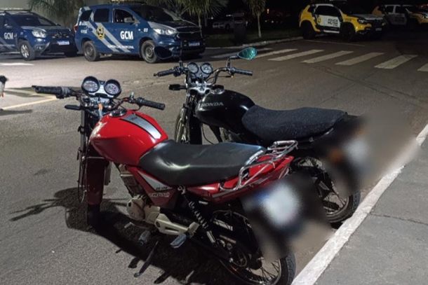 A a&ccedil;&atilde;o foi realizada ap&oacute;s den&uacute;ncias de que um grupo de jovens estaria promovendo manobras perigosas e causando perturba&ccedil;&atilde;o na Rua Principal da comunidade.