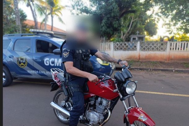 A a&ccedil;&atilde;o foi realizada ap&oacute;s den&uacute;ncias de que um grupo de jovens estaria promovendo manobras perigosas e causando perturba&ccedil;&atilde;o na Rua Principal da comunidade.