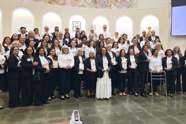 A institui&ccedil;&atilde;o do minist&eacute;rio representa um importante passo para a Igreja Cat&oacute;lica, valorizando a miss&atilde;o dos catequistas como um servi&ccedil;o est&aacute;vel e reconhecido. 