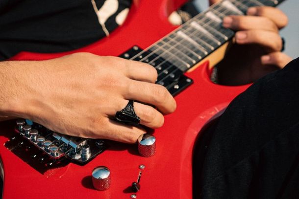 Evento gratuito ser&aacute; realizado no dia 12 de julho, na Pra&ccedil;a dos Pioneiros, em comemora&ccedil;&atilde;o ao Dia Mundial do Rock.