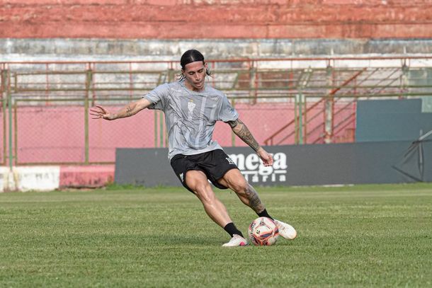 Partida permitiu &agrave; comiss&atilde;o t&eacute;cnica testar forma&ccedil;&otilde;es e avaliar o elenco durante a intertemporada.