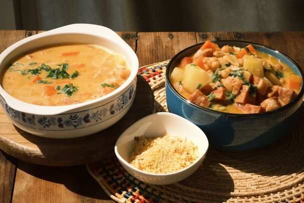 FEIJ&Atilde;O TEMPERADO DE M&Atilde;E: O Abra&ccedil;o em forma de caldo