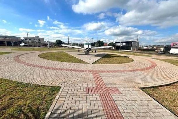 Comemora&ccedil;&atilde;o come&ccedil;a &agrave;s 18h, na Pra&ccedil;a do Avi&atilde;o, e re&uacute;ne produtores, comerciantes e empreendedores locais.