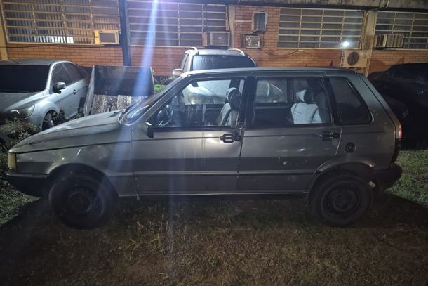 Autom&oacute;vel foi encontrado entre o Jardim Simone e a Vila Oper&aacute;ria pouco depois do registro do furto.