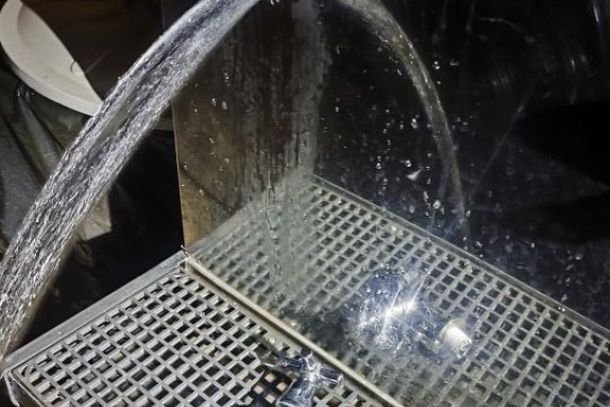 Por volta das 20h40 desta quinta-feira (27), a Guarda Civil Municipal de Paranava&iacute; foi acionada para atender uma ocorr&ecirc;ncia de poss&iacute;vel furto na Escola Municipal Isabela de Souza Ribeiro Felipe.