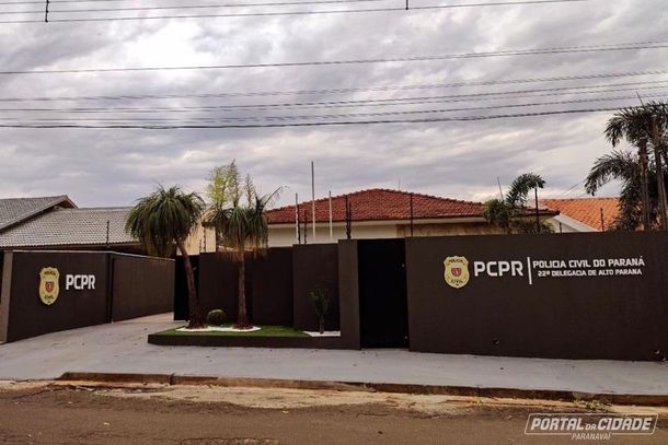 Animal foi encontrado amarrado, com ferimentos graves e sinais de infec&ccedil;&atilde;o ap&oacute;s den&uacute;ncia an&ocirc;nima; suspeita foi presa pela Pol&iacute;cia Civil.