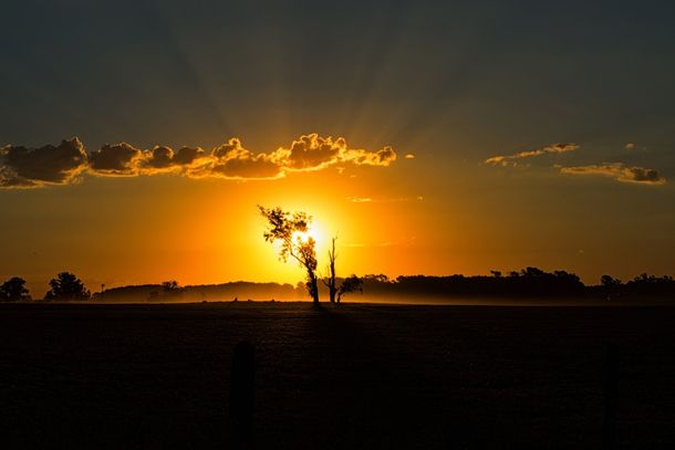  Fim de semana come&ccedil;a com tempo firme e temperaturas agrad&aacute;veis na cidade.