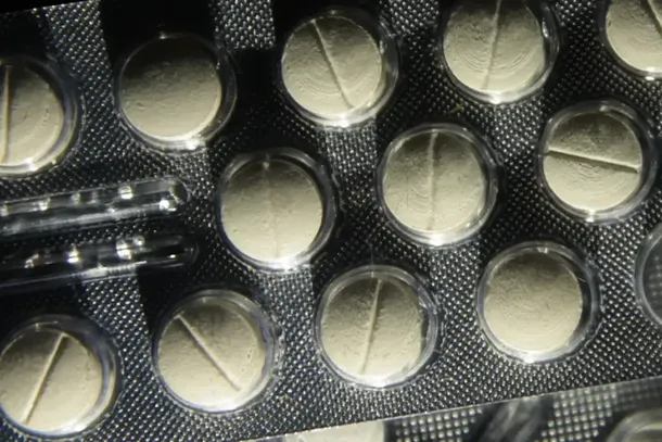 Aquipta &eacute; indicado para adultos que enfrentam pelo menos quatro dias de enxaqueca por m&ecirc;s.