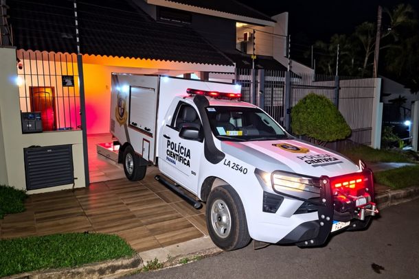 Corpo &eacute; encontrado amarrado e enrolado em fita adesiva na regi&atilde;o.