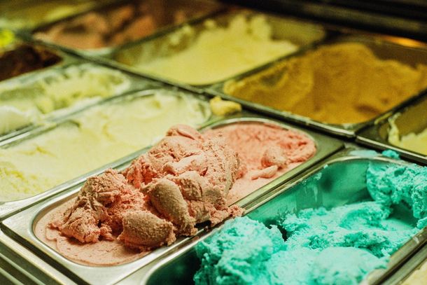 Com ingredientes simples e preparo r&aacute;pido, as duas receitas s&atilde;o uma op&ccedil;&atilde;o para aproveitar o Dia do Sorvete sem complica&ccedil;&atilde;o e, claro, com muito sabor.