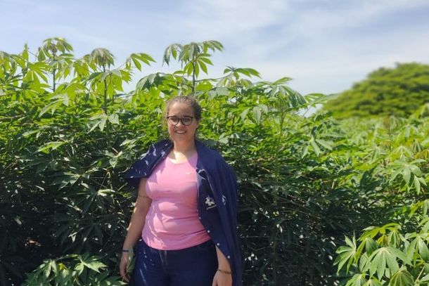 Neste 13 de setembro, o Dia Mundial do Agr&ocirc;nomo tamb&eacute;m &eacute; uma oportunidade para reconhecer hist&oacute;rias como a de Bianca e lembrar que a Agronomia est&aacute; presente n&atilde;o apenas no campo, mas em diferentes &aacute;reas que ajudam a transformar e fortalecer o setor rural.