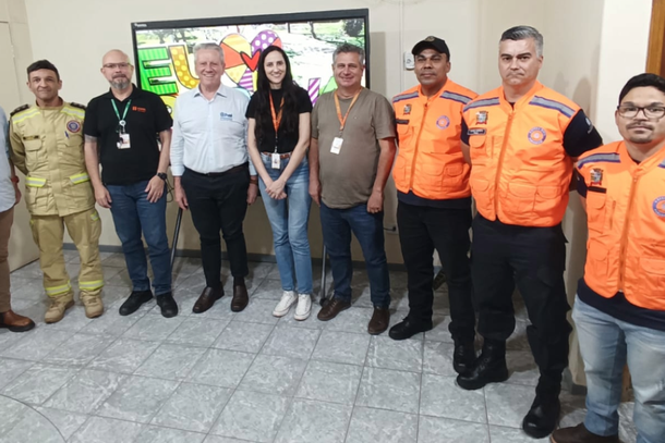 Reuni&atilde;o tratou de comunica&ccedil;&atilde;o entre equipes, seguran&ccedil;a em ocorr&ecirc;ncias com cabos energizados e poda de &aacute;rvores.