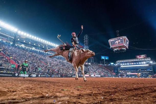 Rodeio, grandes shows e entrada gratuita: ExpoFl&oacute;rida 2026 promete agitar a regi&atilde;o