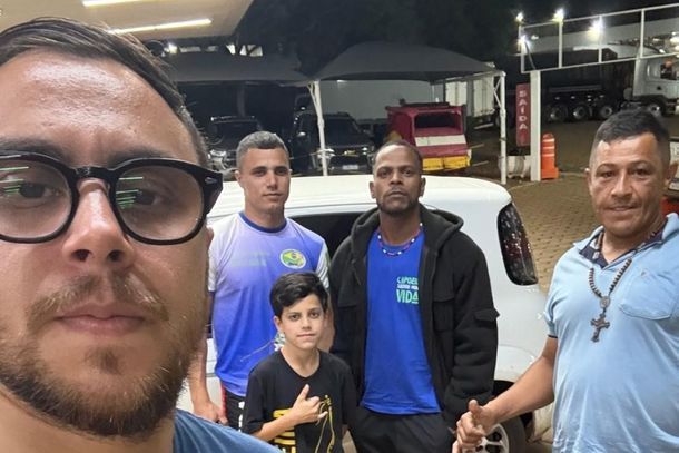A participa&ccedil;&atilde;o leva o nome de Paranava&iacute; ao encontro e contribui para a valoriza&ccedil;&atilde;o da capoeira.