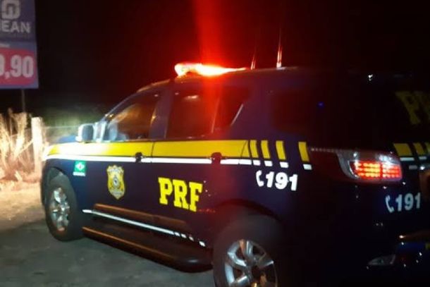 . O sinistro ocorreu por volta das 20h e foi atendido pela Pol&iacute;cia Rodovi&aacute;ria Federal (PRF).