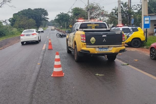 Colis&atilde;o entre um VW Gol e uma motocicleta Honda XRE deixou uma mulher ferida; teste do baf&ocirc;metro apontou 0,42 mg/L de &aacute;lcool no organismo do motorista.