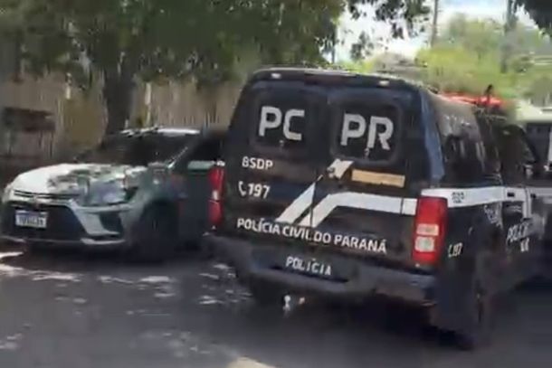 A&ccedil;&atilde;o da Pol&iacute;cia Civil ocorreu nesta quarta-feira (7), no Jardim Simone; droga, dinheiro e uma faca foram apreendidos.