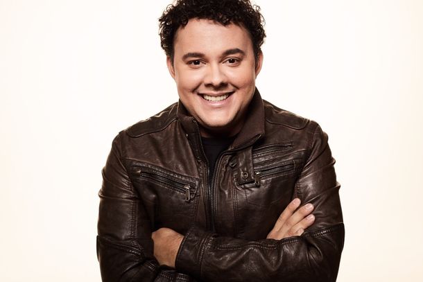 Gui Santana alcan&ccedil;a o sucesso nacional na TV