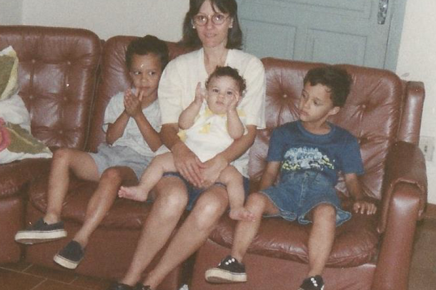 Fotos da inf&acirc;ncia de Gui Santana