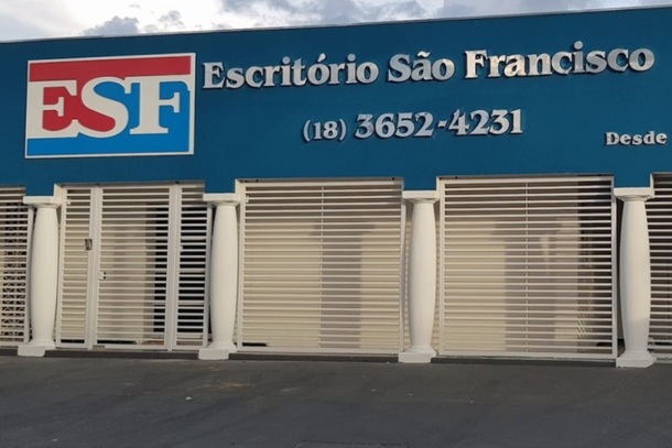 Fachada do Escrit&oacute;rio S&atilde;o Francisco, em Pen&aacute;polis