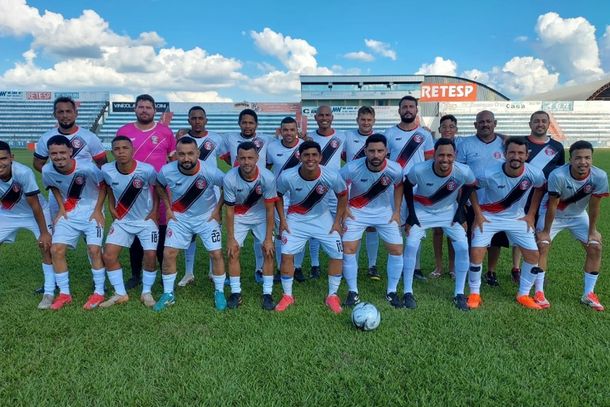 A equipe do Amigos do Leonel venceu e chegou a 6 pontos no grupo &ldquo;A&rdquo;