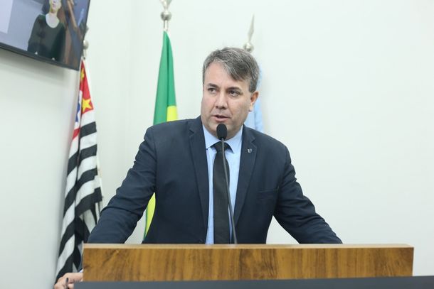 Vereador J&uacute;lio Caetano  apresentou requerimentos pela cria&ccedil;&atilde;o de hortas medicinais e possibilidade de empreendedorismo com hortas comunit&aacute;rias