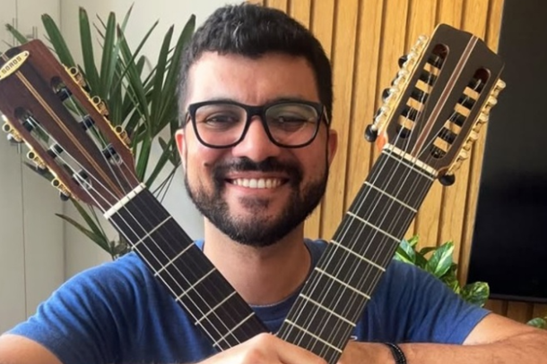 1-	A atra&ccedil;&atilde;o principal do evento ser&aacute; o show com o renomado violeiro Leandro Valentin