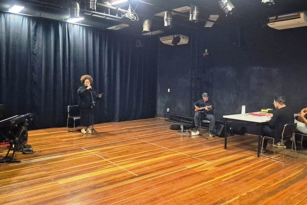 Todas as can&ccedil;&otilde;es ser&atilde;o cantadas e tocadas ao vivo, com a presen&ccedil;a dos m&uacute;sicos no palco