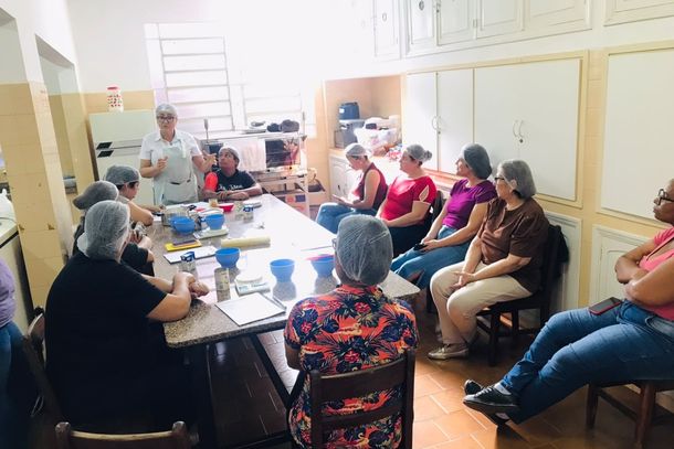 Curso foi realizado na Secretaria de Desenvolvimento e Trabalho de Pen&aacute;polis