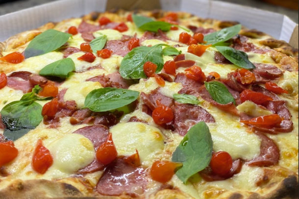 A aprsenta&ccedil;&atilde;o das pizzas j&aacute; agu&ccedil;a o paladar