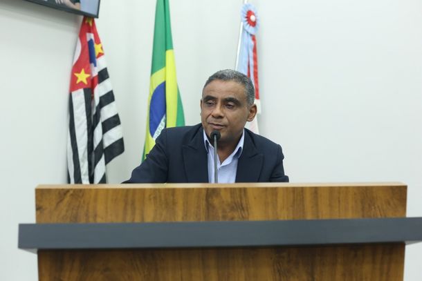 Vereador Tiquinho solicita informa&ccedil;&otilde;es ao poder p&uacute;blico sobre a disponibilidade da vacina pentavalente e de outros imunizantes na rede municipal de sa&uacute;de