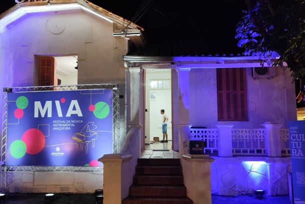 Os interessados devem acessar o site www.aracatuba.sp.gov.br/cultura e clicar na aba &ldquo;Agendamento de Espa&ccedil;os&rdquo;