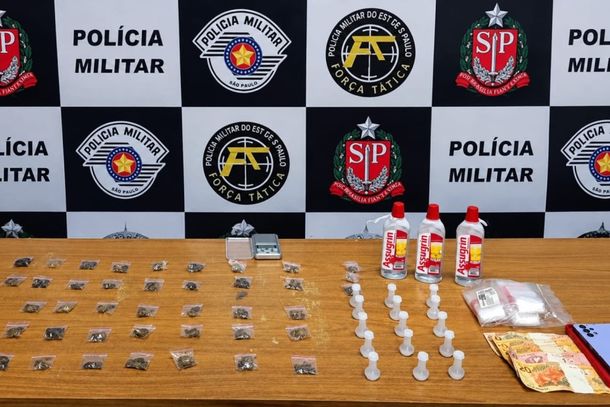 Materiais apreendidos durante opera&ccedil;&atilde;o policial