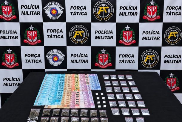 Materiais apreendidos durante opera&ccedil;&atilde;o policial