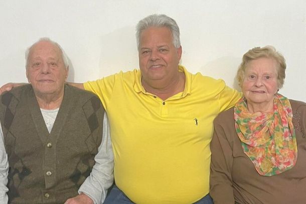 Jo&atilde;o da Caixa, Cal e Maria Ascens&atilde;o Alves de Barros.