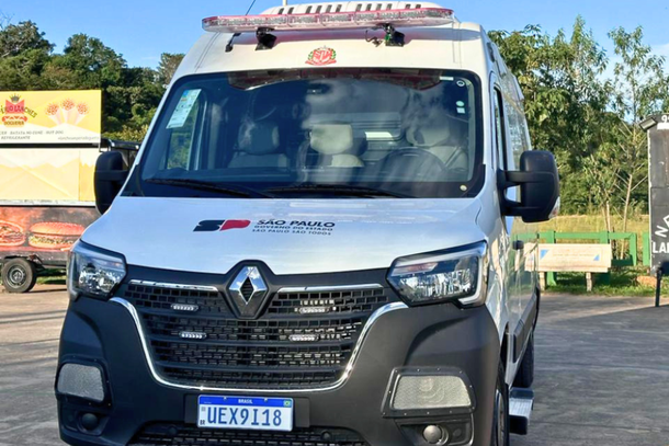 Nova ambul&acirc;ncia conquistada pelo munic&iacute;pio refor&ccedil;a o atendimento na sa&uacute;de de Porangaba