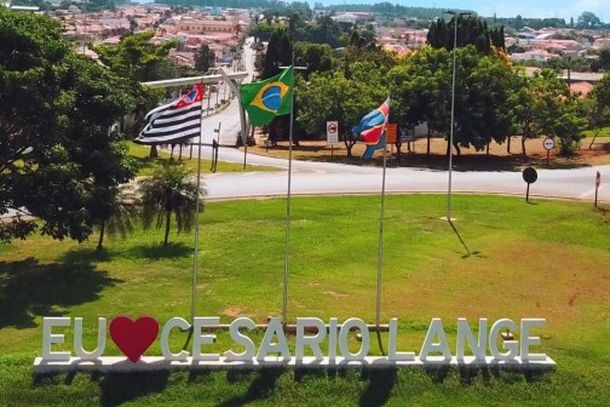 Ces&aacute;rio Lange celebra 67 anos de hist&oacute;ria, crescimento e conquistas