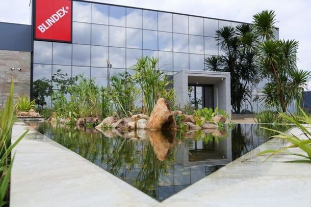 A empresa est&aacute; localizada na Av. Guapor&eacute;, n&ordm; 1162, bairro Tr&ecirc;s Marias, em Porto Velho.