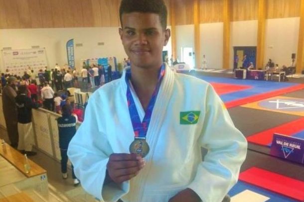 Estudante-atleta paranaense é convocado em primeiro lugar para