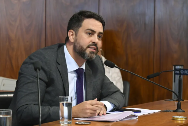 L&eacute;o Moraes (Podemos)