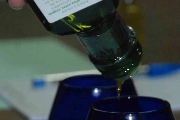 A edi&ccedil;&atilde;o limitada deriva de azeitonas colhidas no olival mais alto do Brasil 