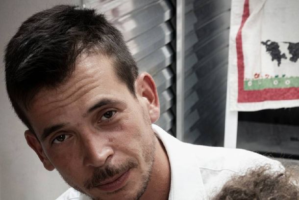 O pintor Rodrigo Alves Jardim morreu ap&oacute;s ser atingido por golpe de faca nas costas 
