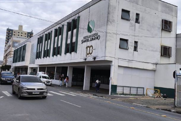 A v&iacute;tima foi socorrida por uma equipe do Corpo de Bombeiros Militar e encaminhada ao pronto-socorro hospitalar