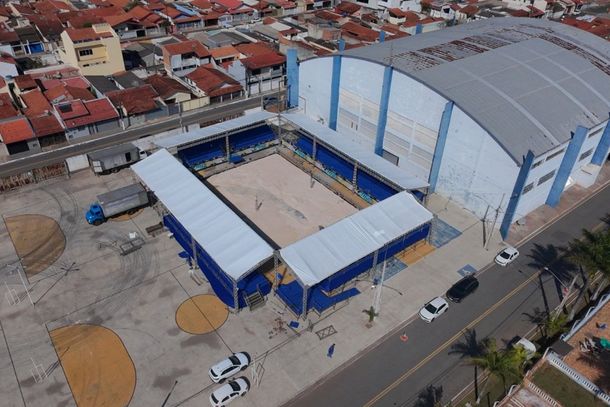 Arena preparada para os seis confrontos que acontecem a partir das 16h 