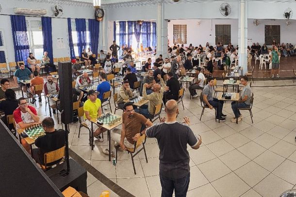 O evento foi realizado no Clube Liter&aacute;rio, a nova casa do xadrez em Pouso Alegre 